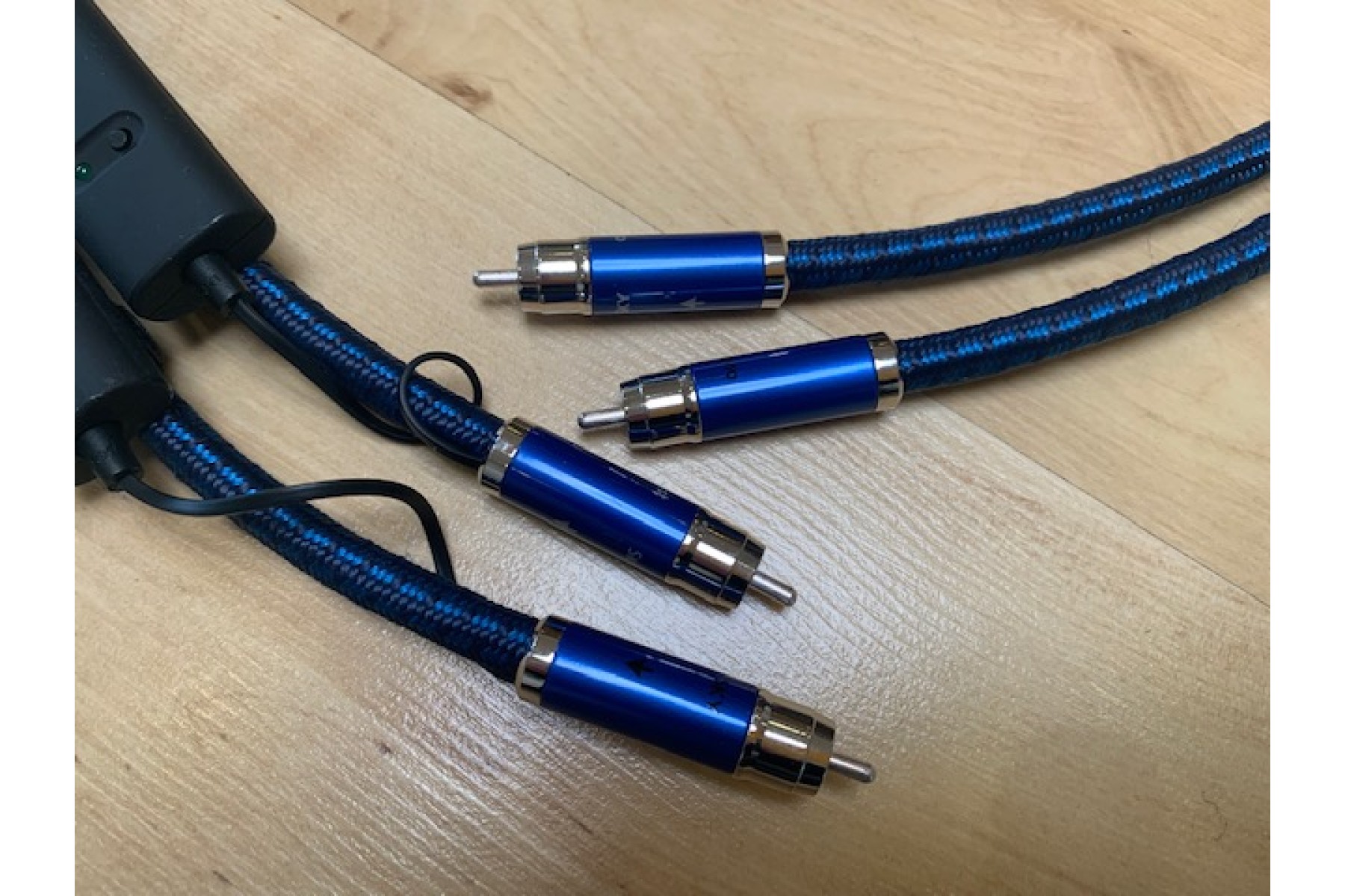 Audioquest Sky RCA Interconnects x 1.0 Metre Pair